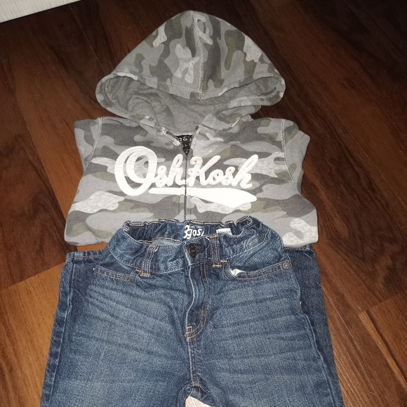 Boys OshKosh B'gosh bundle - Picture 1 of 1
